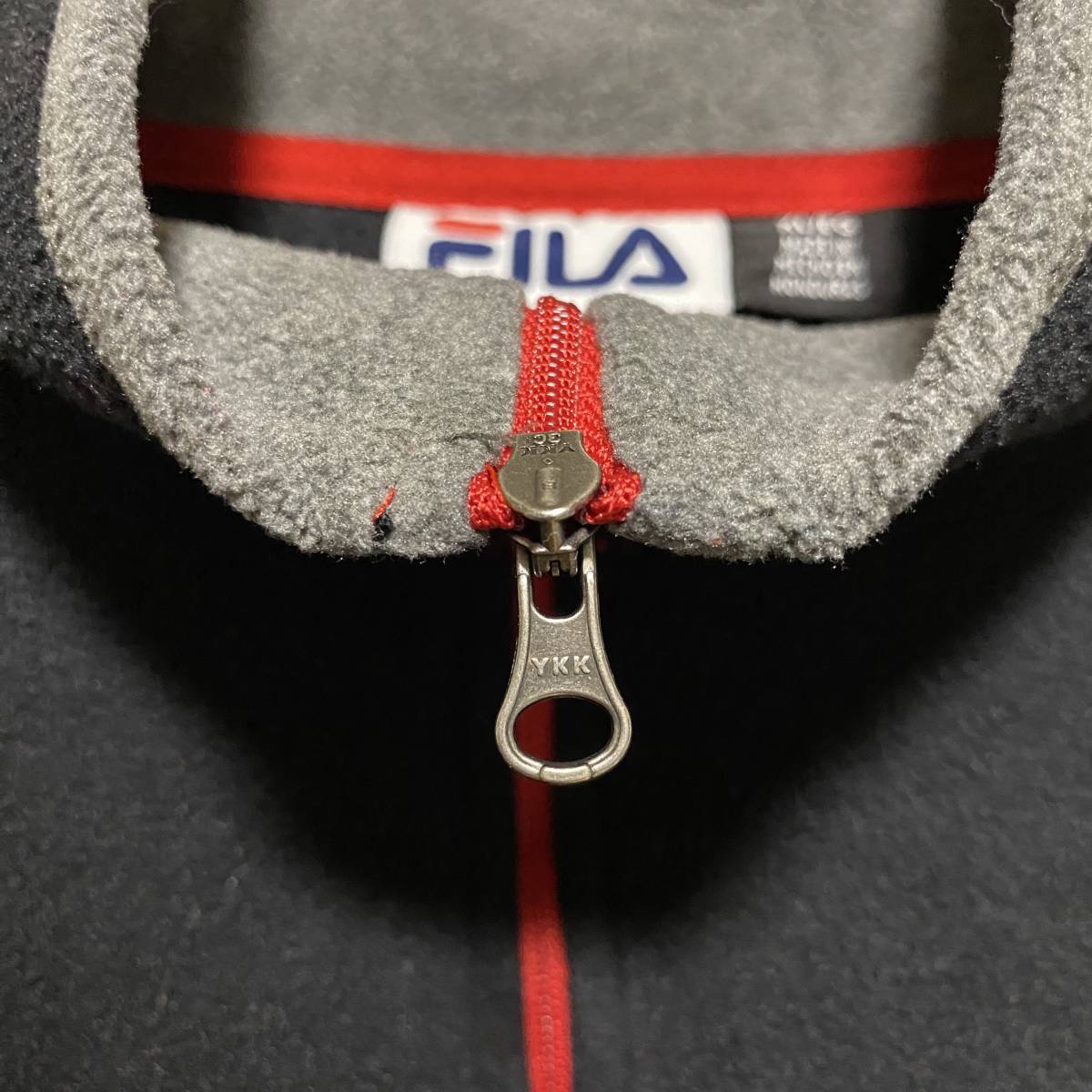 アメリカ古着　FILA　フィラ　フリースジャケット　ハーフジップ　XLサイズ　ビッグサイズ　ゆるだぼ　刺繍　【M48】