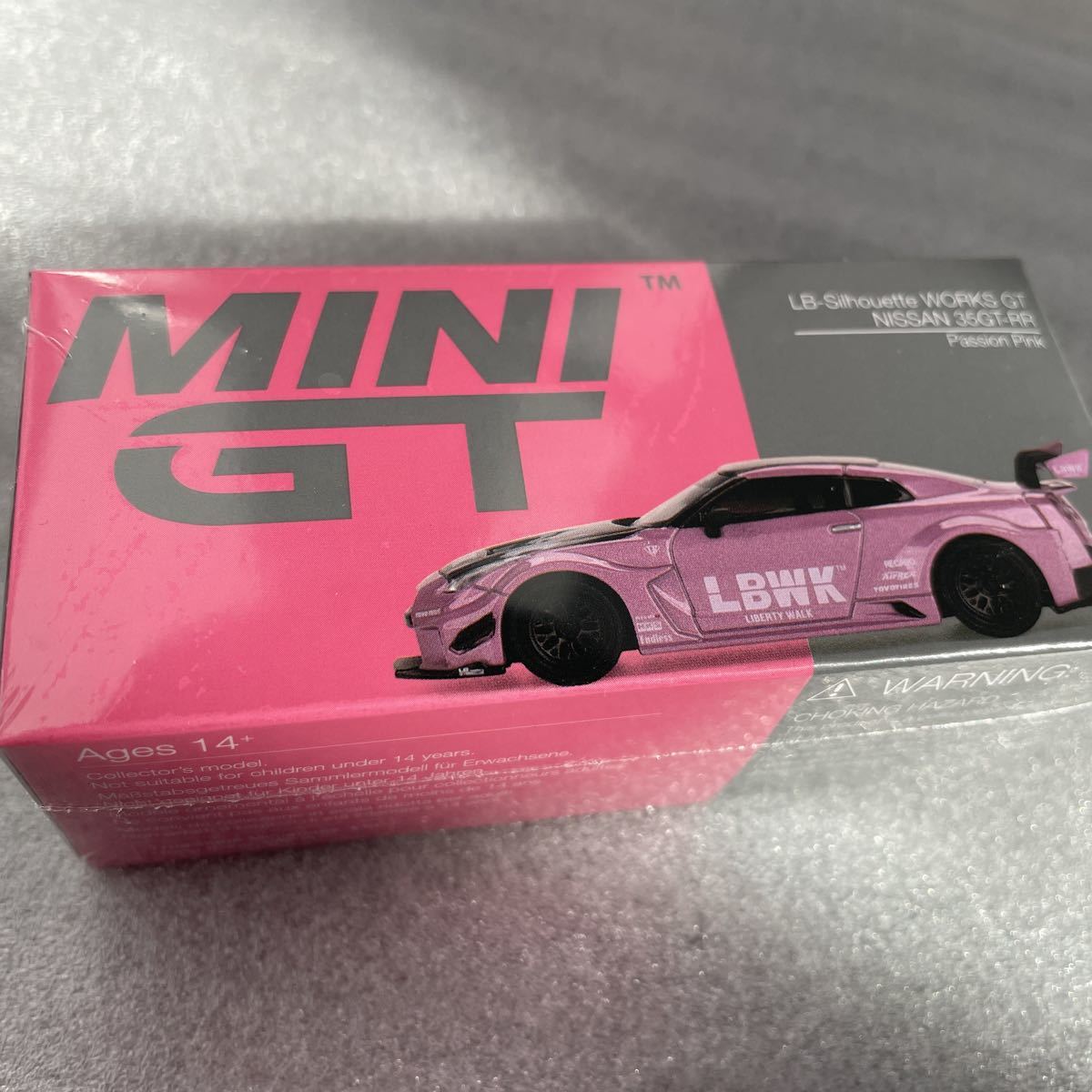 Yahoo!オークション - 1/64 MINI GT LBWK GT-R リバティーウ...