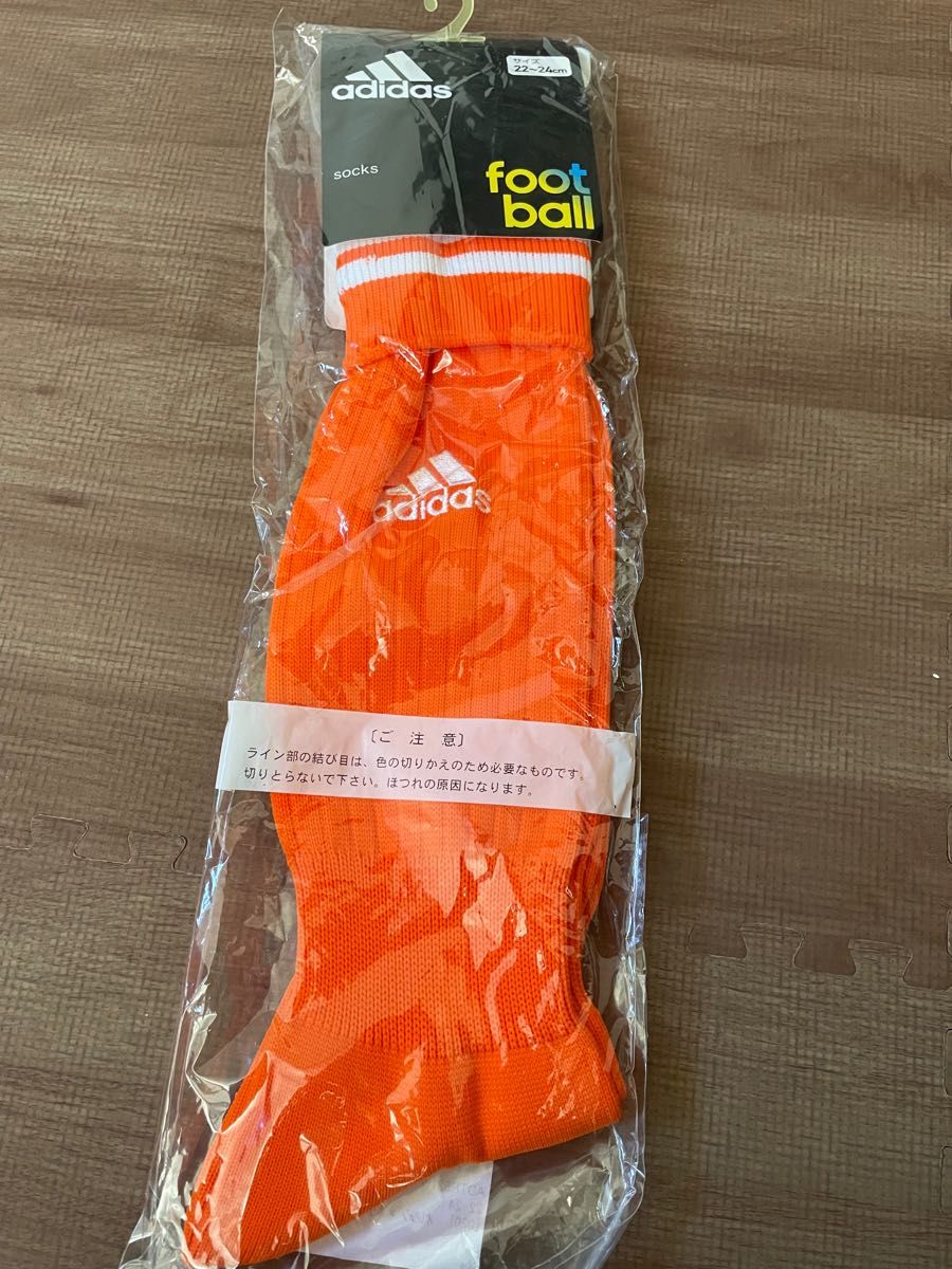 サッカーソックス22～24センチadidas新品