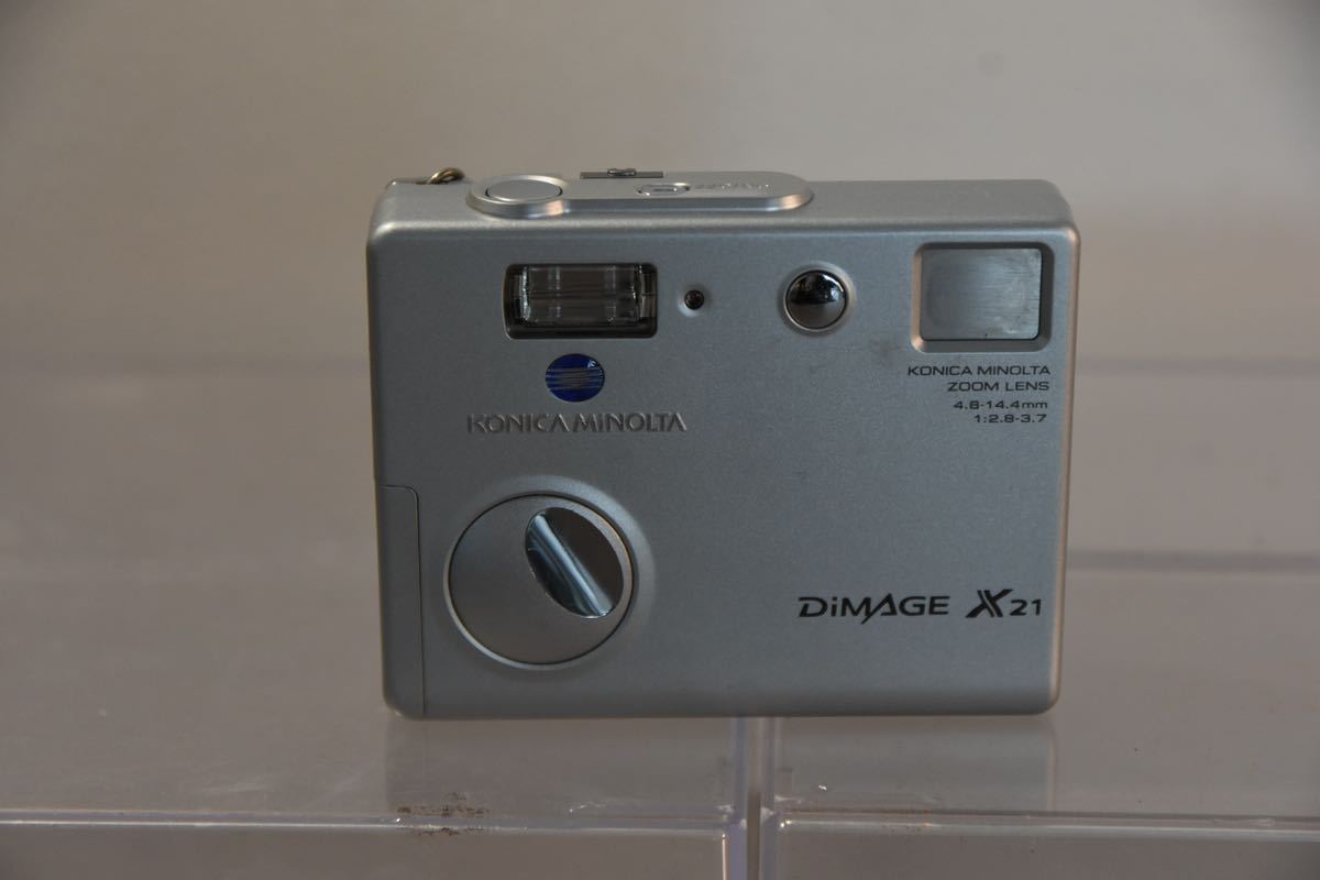 コンパクトデジタルカメラ KONICA MINOLTA DiMAGE X21 Y41