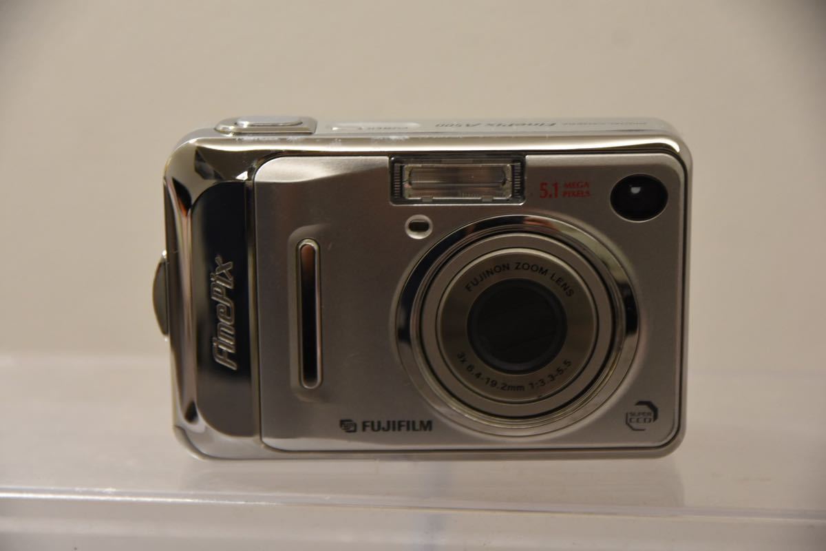コンパクトデジタルカメラ FUJIFILM フジフィルム FINEPIX A500 Z11