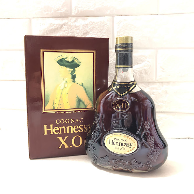 △未開栓△古酒△ブランデー コニャック Hennessy ヘネシー XO 金キャップ クリアボトル 700ml 40% 箱付き 