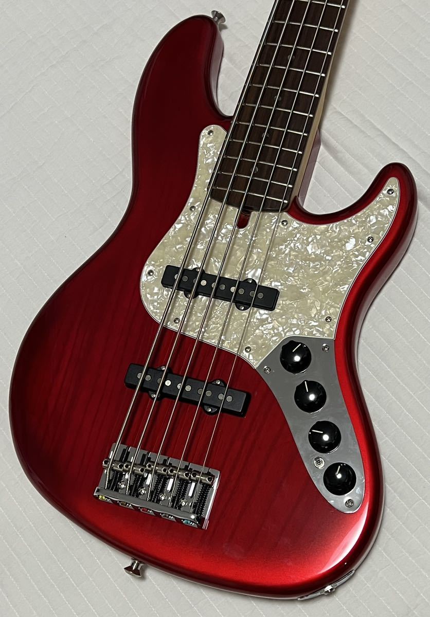 Fender Made in Japan Limited Deluxe Jazz Bass V Crimson Red Burst