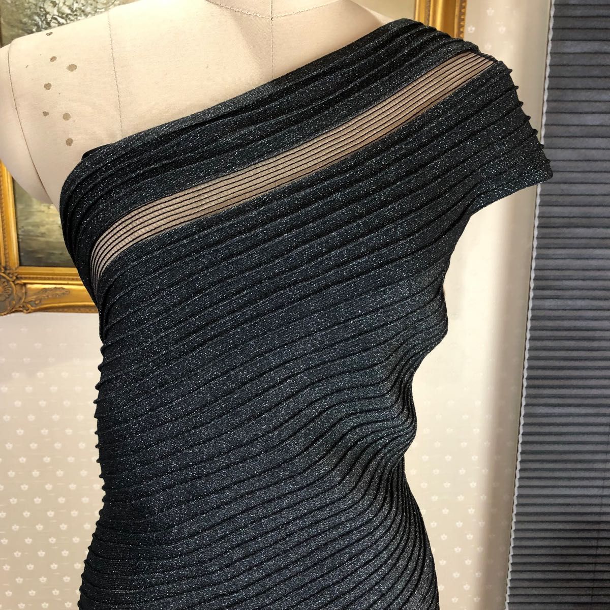 新品☆ TADASHI SHOJI ブラックサイズM 【T83 ロングドレス
