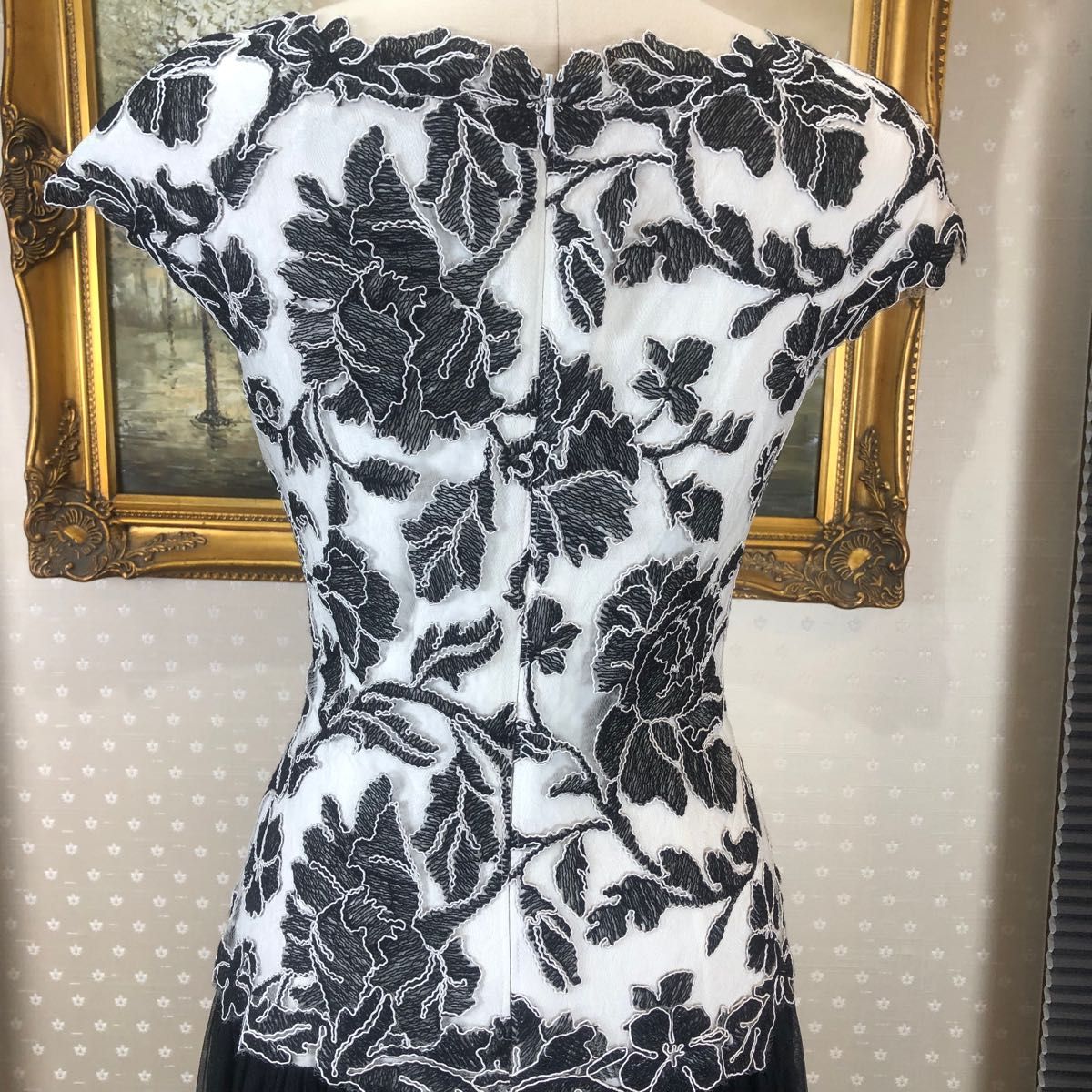 美品☆ TADASHI SHOJI サイズ4(T9) ロングドレス 演奏会 発表会 高級感