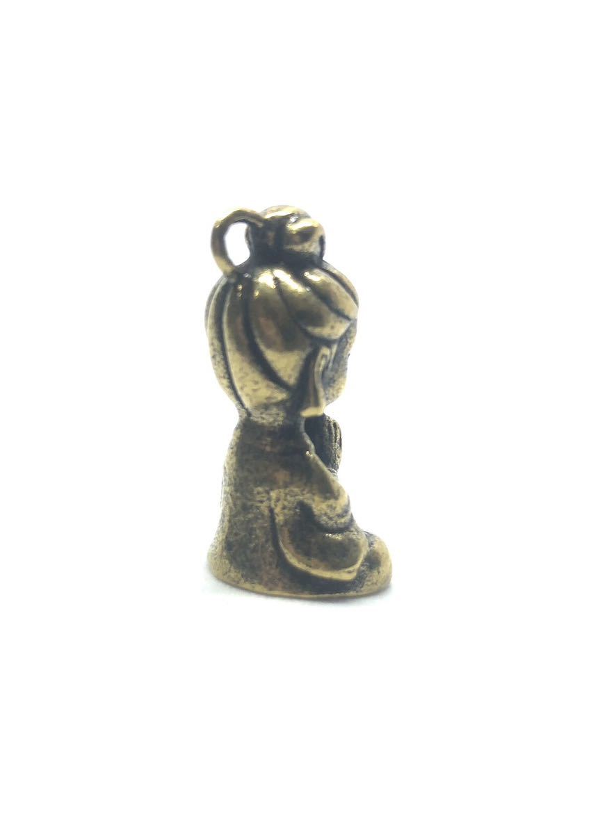 真鍮製　女性仏像キーホルダー _画像5