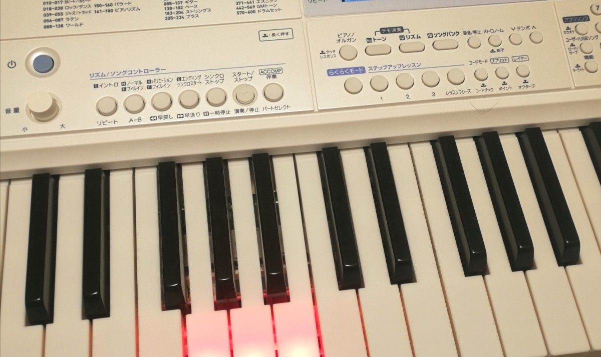 カシオCasiotone 光ナビゲーションキーボードLK-515電子 カシオCasiotone 光ナビゲーションキーボードLK-515電子
