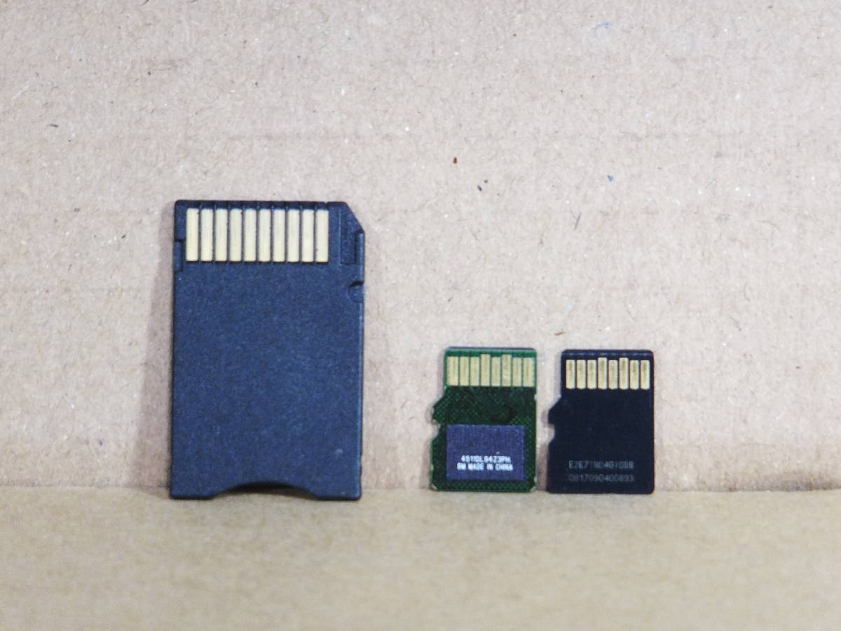 メモリースティック　アダプター 32GB 4GB Micro SD セット　匿名、番号追跡対応、送料込み　即決　#2_画像2
