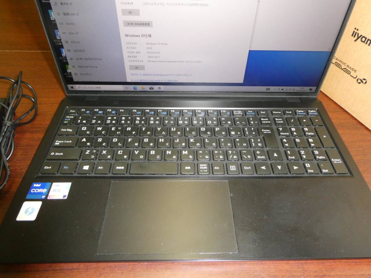 パソコン工房ノート Core i7-1165G7 11世代CPU Win10home SSD500GB
