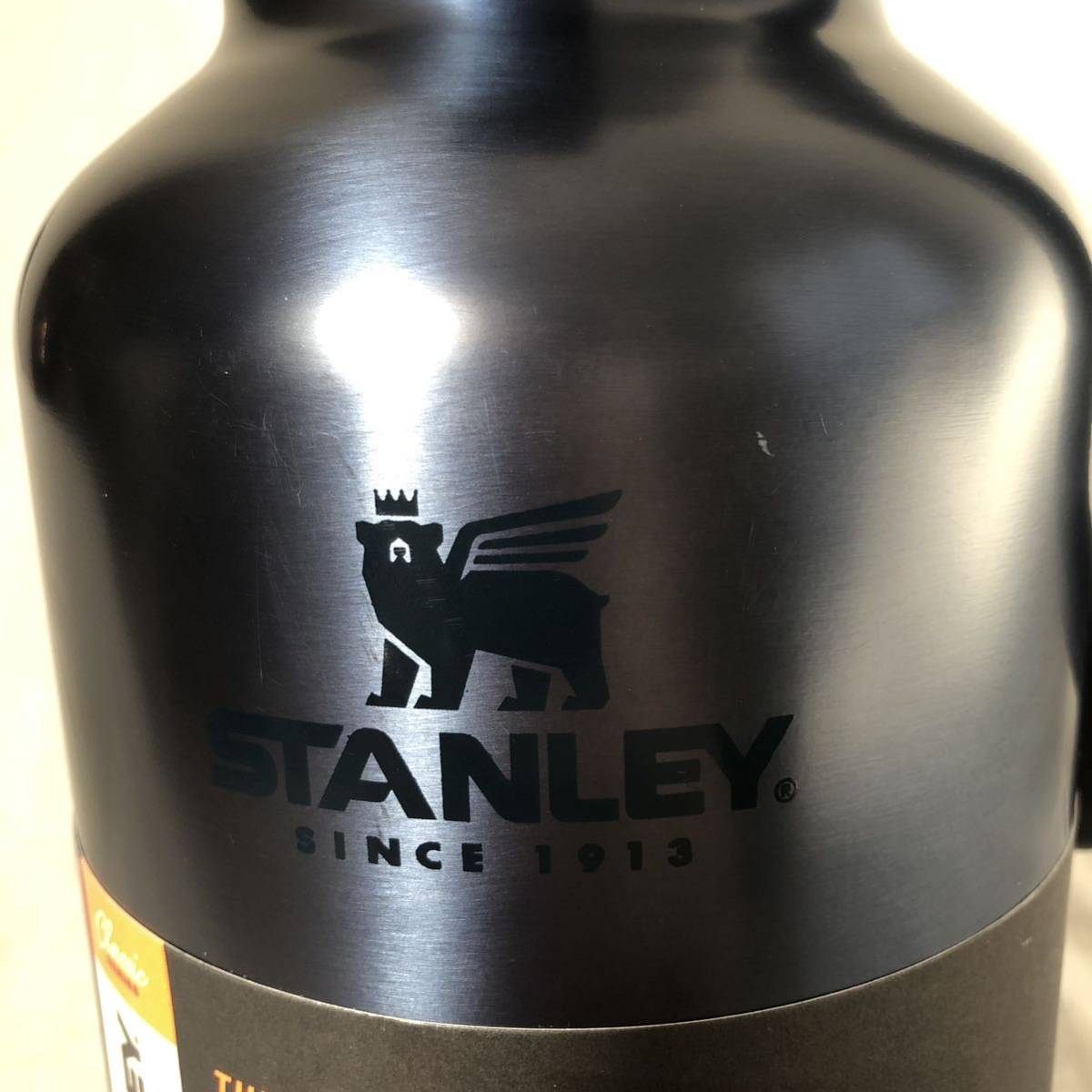 当店一番人気】 新品 スタンレー STANLEY 真空グロウラー 1.9L