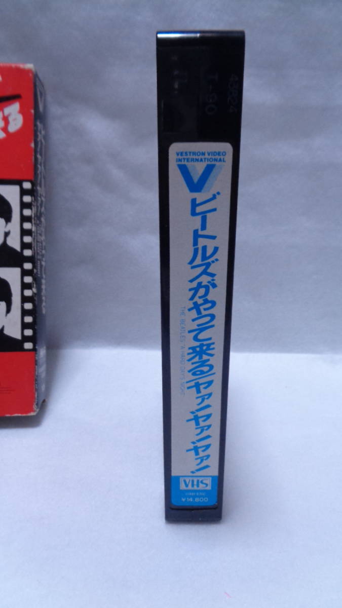 * retro *VIDEO* rare article [[ postage 520 jpy ] VHS video ( paper in the case ) Beatles ......] present condition delivery 