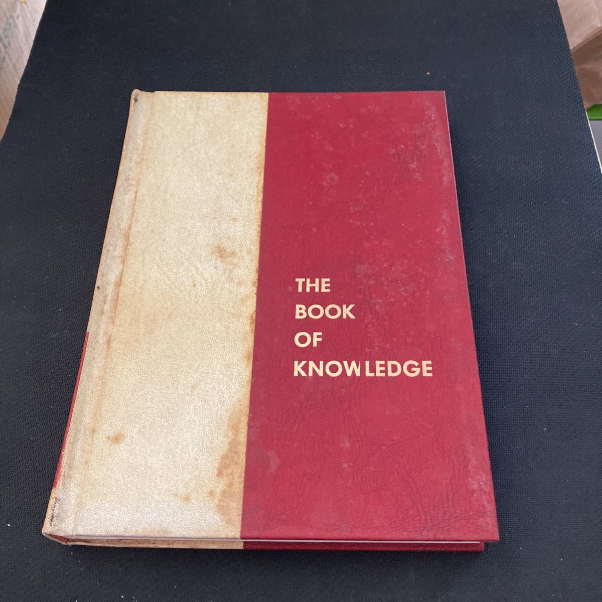 書籍　THE BOOK OF KNOWLEDGE 9_画像1