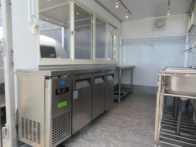 「H21 いすゞ エルフ 移動販売車 キッチンカー@車選びドットコム」の画像3