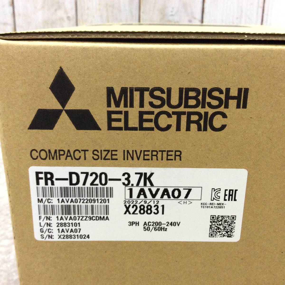AH-1950】☆送料無料☆ 新品未使用品 MITSUBISHI 三菱電機 インバータ