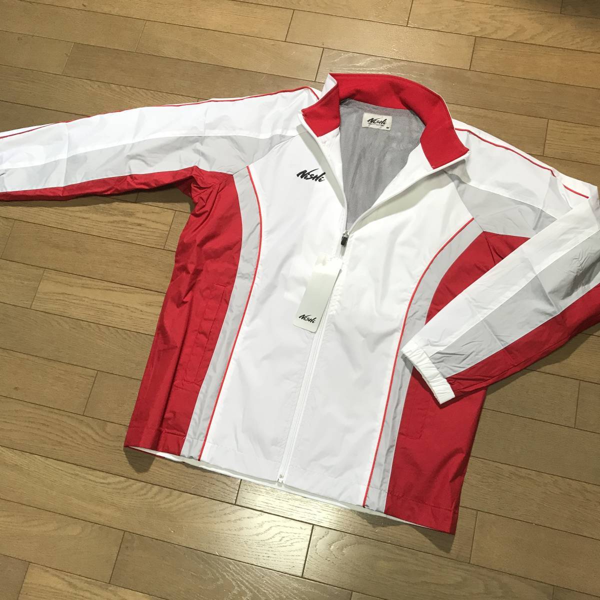 即決☆定価13,500円☆nishi ニシ・スポーツ☆ライトウインドブレーカー