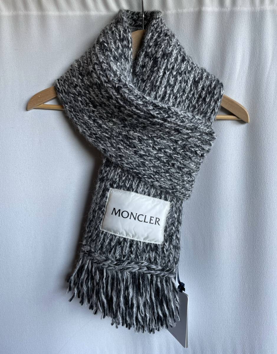 話題の人気 ウール ブラック グレー MONCLER マフラー ロゴ ニット モンクレール 本物 新品 カシミヤ ストール アルパカ混 その他 話題の人気 ウール ブラック グレー MONCLER マフラー ロゴ ニット モンクレール 本物 新品 カシミヤ ストール アルパカ混 その他