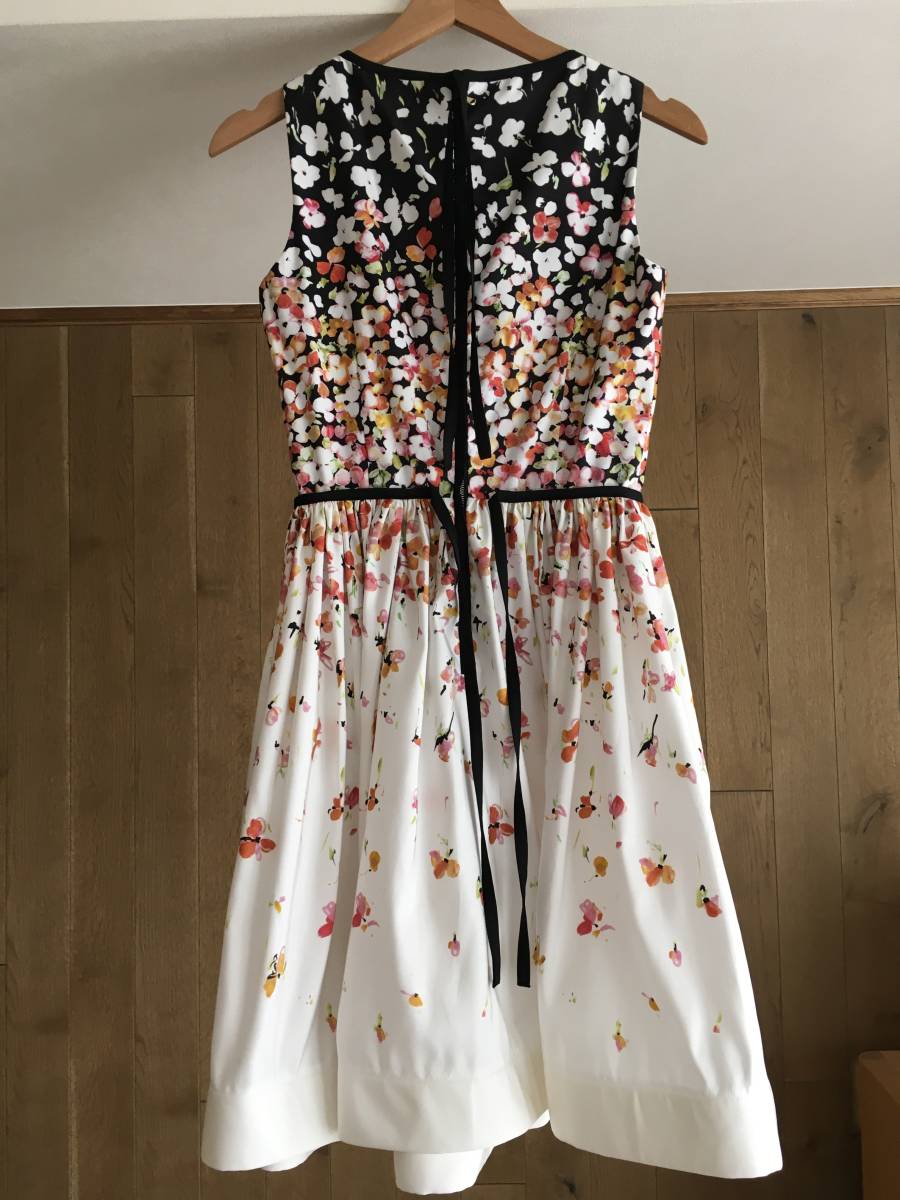 即決 極美品 RED VALENTINO レッドヴァレンティノ　　　ワンピース38 TM_画像5