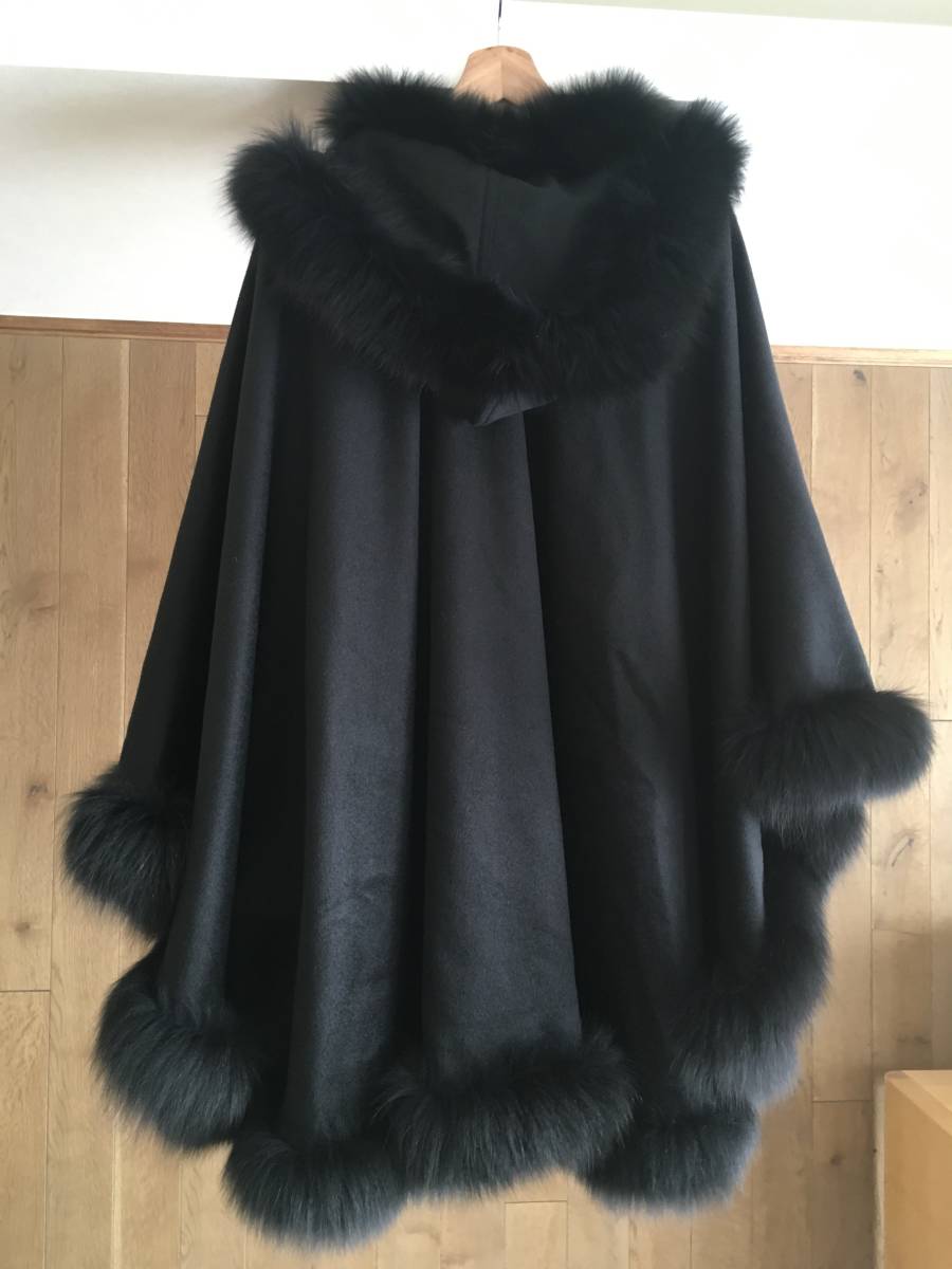 極美品 BALMAINカシミヤ100% フォックスファートリミングケープ