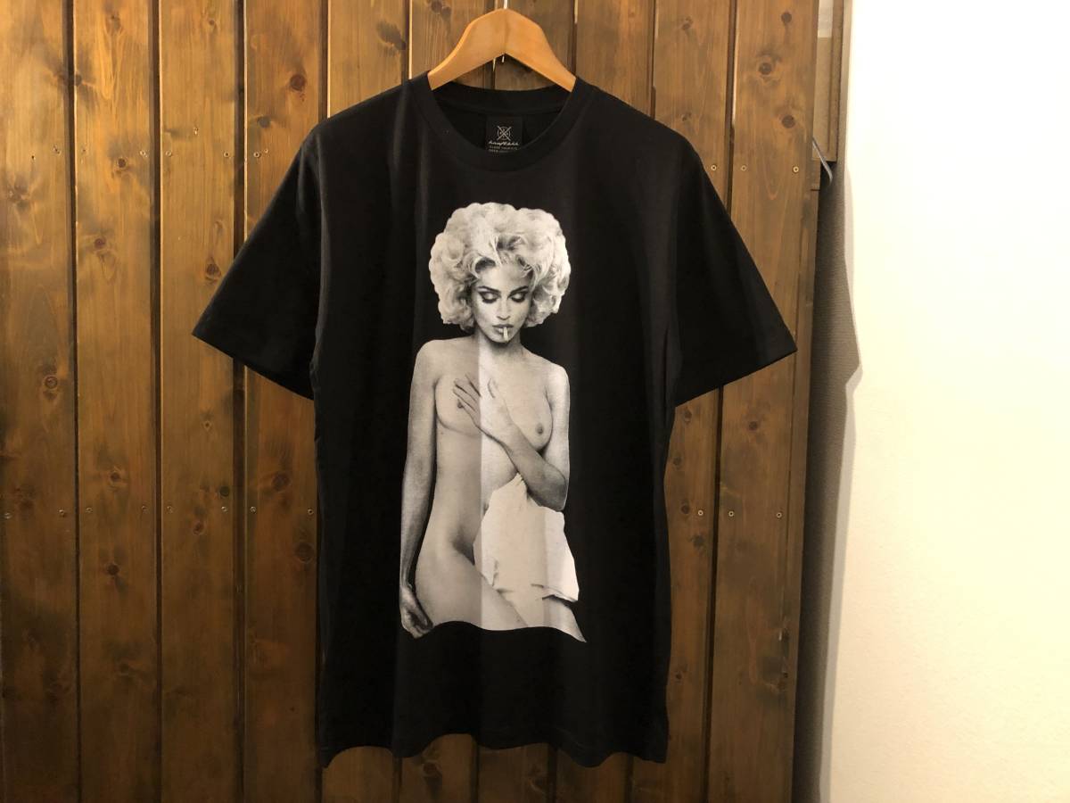 新品★マドンナ セクシーヌード フォトプリントTシャツ【L】★ポップス女王/MADONNA/SEXYの画像1