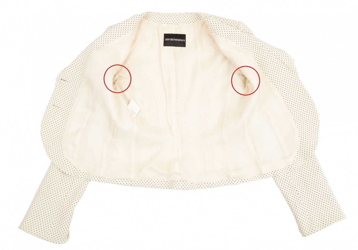 エンポリオ アルマーニEMPORIO ARMANI ドット柄２Bデザインジャケット クリーム40_脇裏に薄シミがあります。