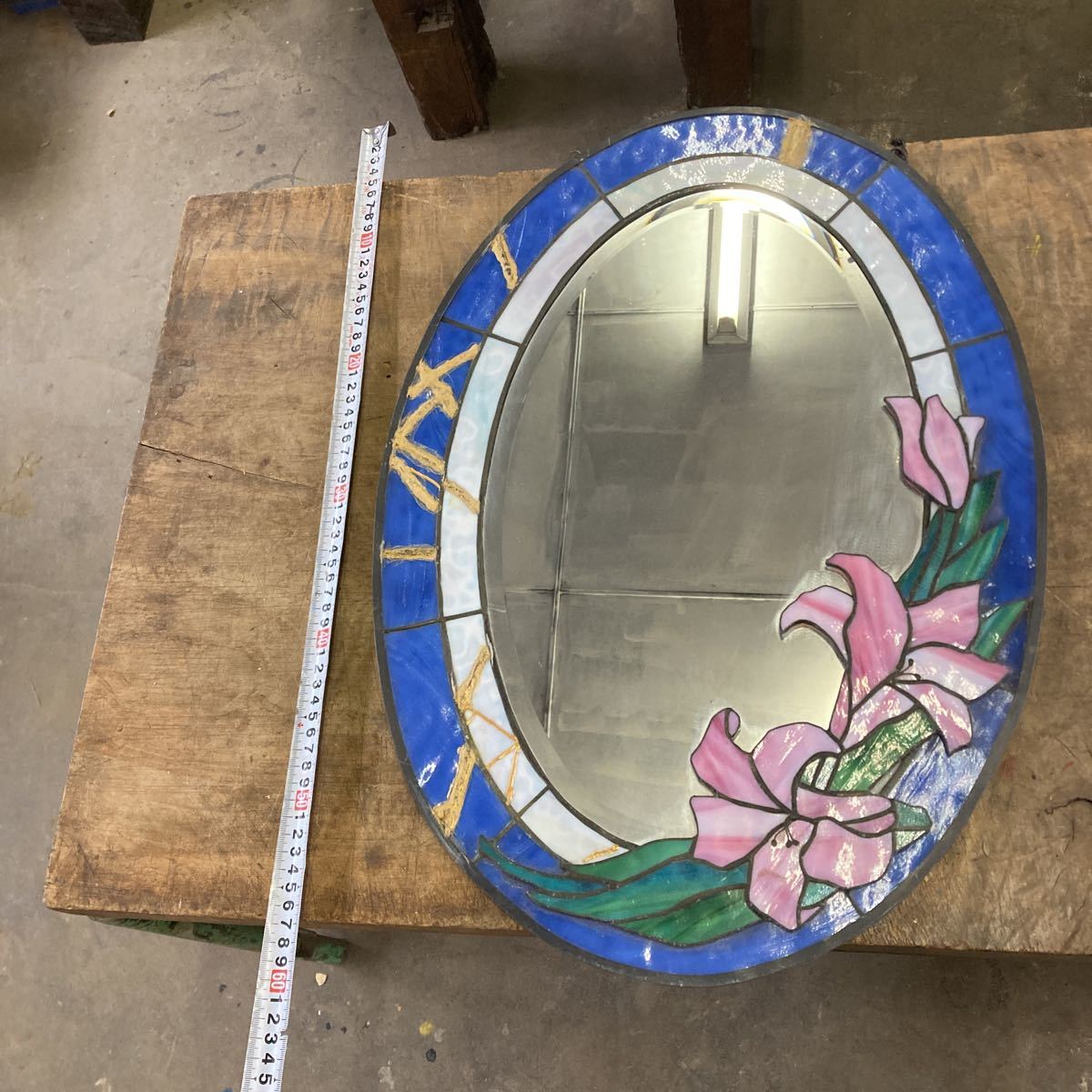 ヤフオク! ※補修跡あり 花のステンドグラス 鏡 壁掛け ウォールミラ