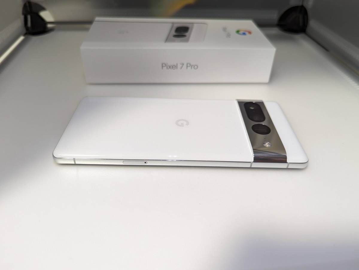 美品】 Google Pixel7 Pro GFE4J 128GB Snow 国内版SIMフリー デュアル