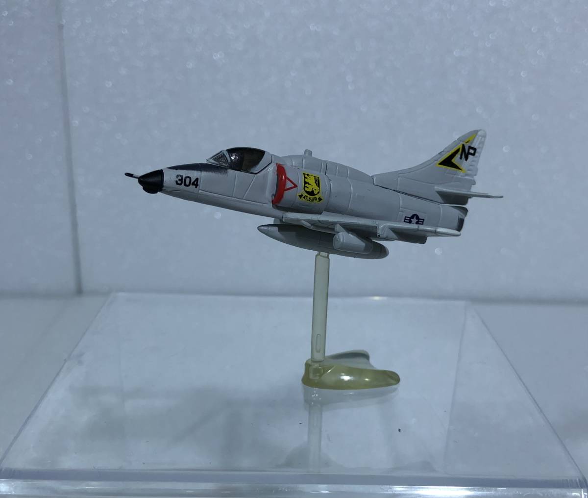 ■完成品 A-4E/F スカイホーク ♯ チョコエッグ フルタ 戦闘機シリーズ　1_完成品です