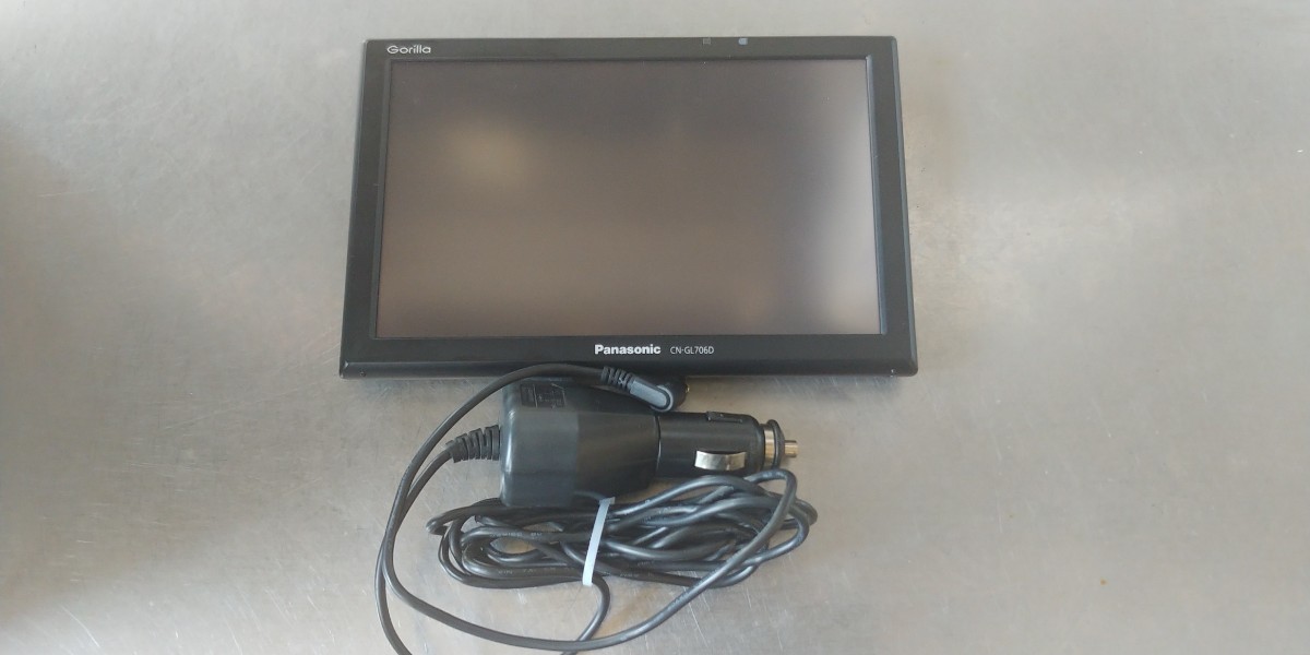 ヤフオク! - Panasonic GORIRA ポータブルナビ 《CN-GL706D 2