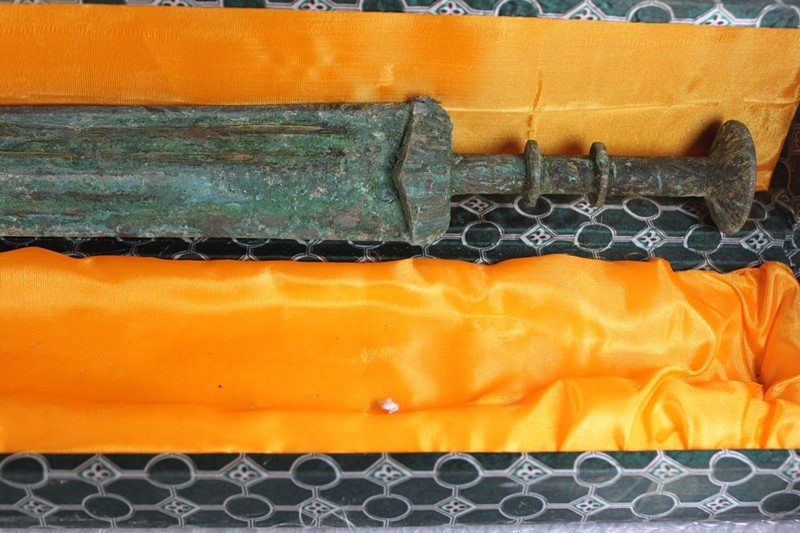 漢代　紅斑　緑錆　青銅剣 - 5