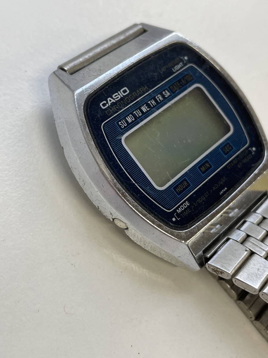 4149　480円～ 中古品　CASIO/カシオ　クロノグラフ　110QS-37　デジタル　クォーツ　メンズ　腕時計　_画像3