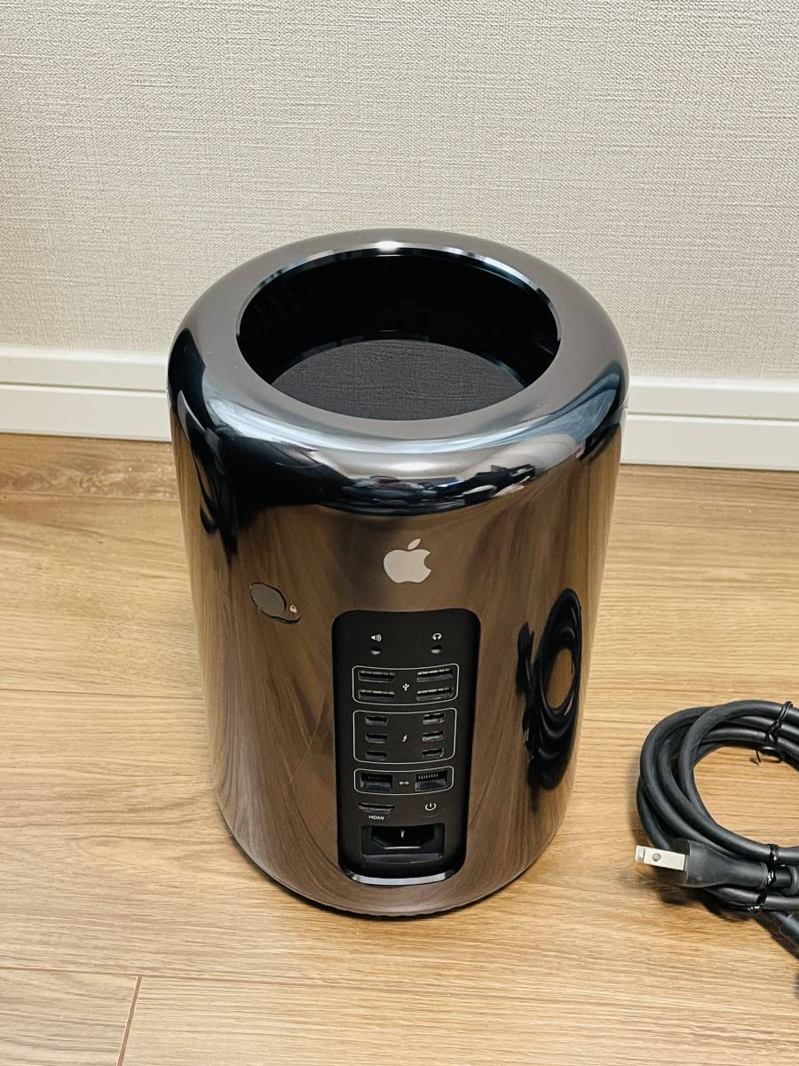 Mac Pro Late 2013 (3.5GHz 6コア/メモリ64GB)-