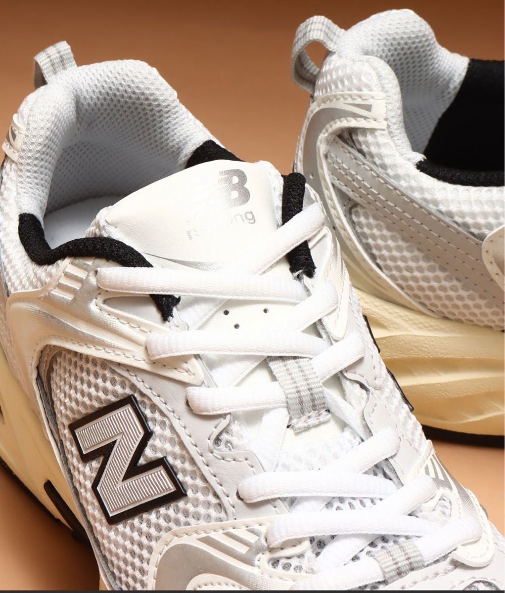 New Balance MR 530 TA 新品未使用 24cm 完売サイズ New Balance MR 530 TA 新品未使用 24cm 完売サイズ