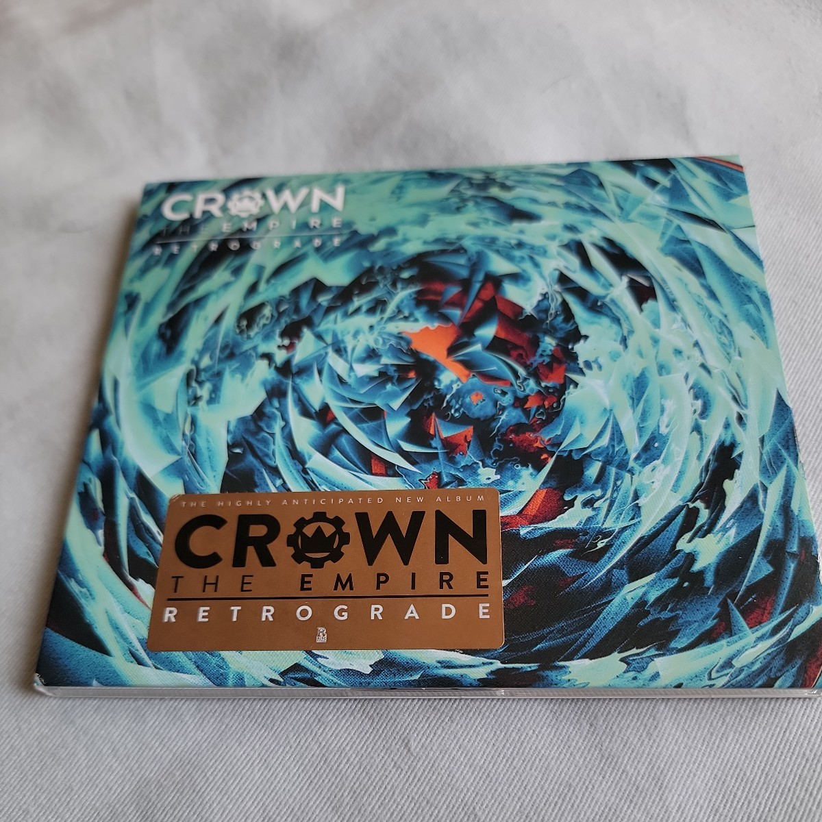 Crown The Empire 「RETROGRADE」 メタル・コア系名盤_画像1