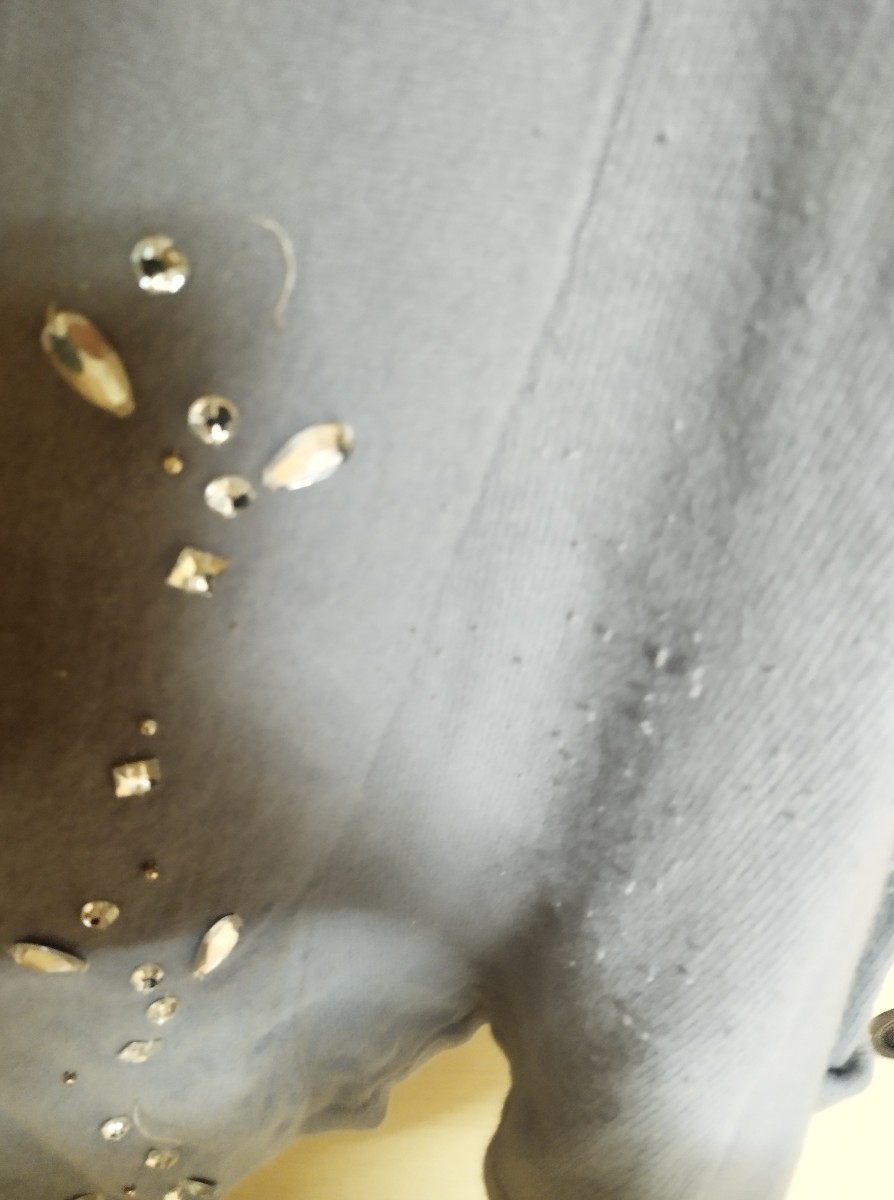 OTTO　ウール　アンゴラ　ビジュー付き水色ニットジャケット　毛玉有り　使用感　ラインストーン　 カーディガン_画像4