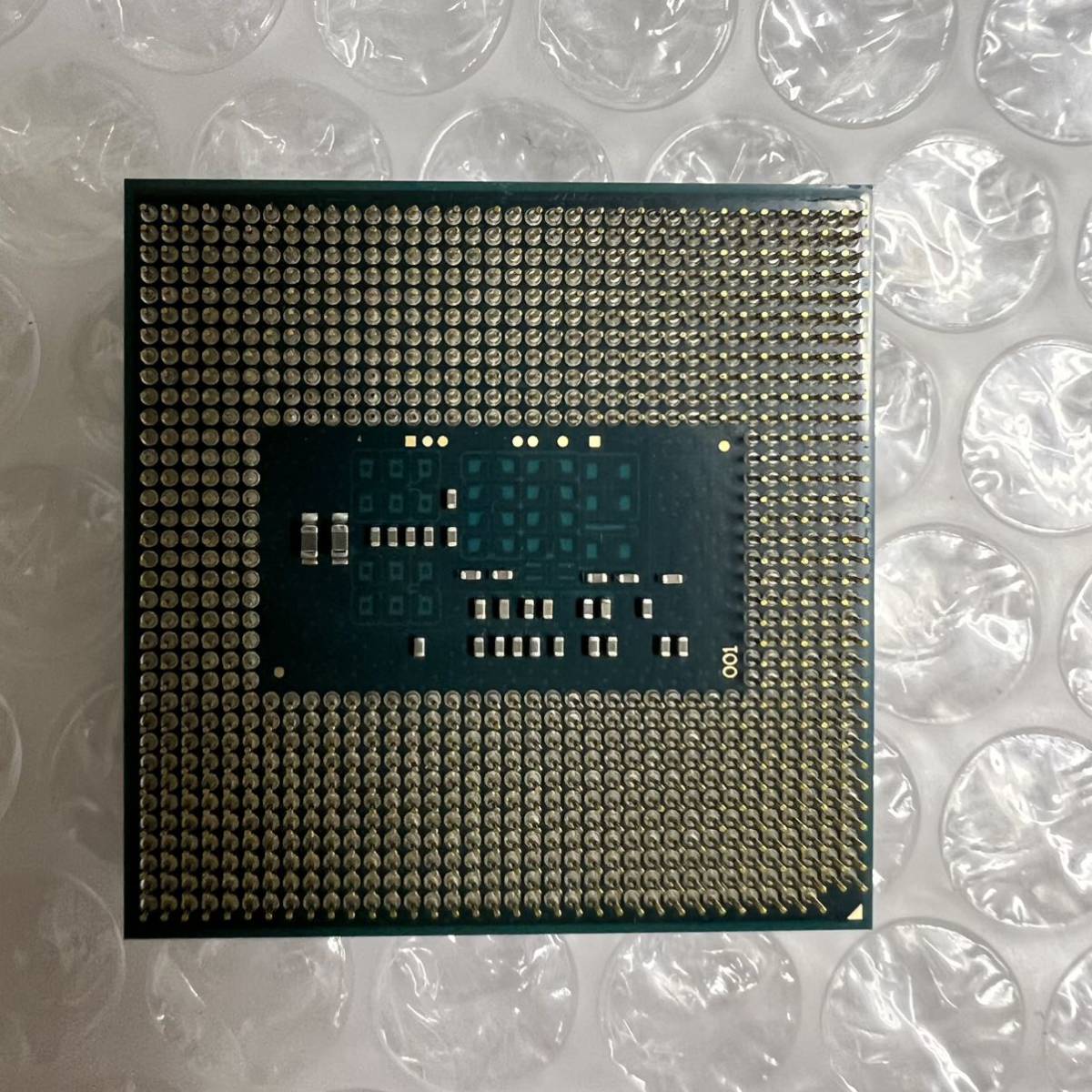 岐阜 即日発 送料185円～ ★ ノート用 CPU Intel 第4世代 Core i3-4000M 2.40GHz/3M/SR1HC/2コア/Haswell/PGA946 ★動作確認 CD095_画像2