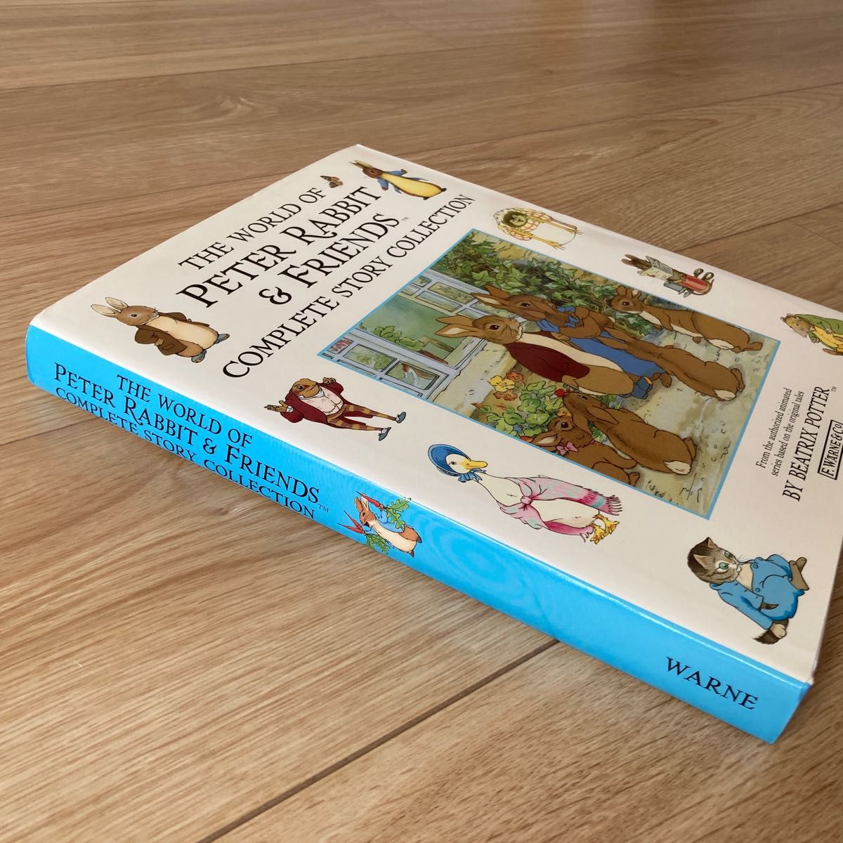 英語絵本The World of Peter Rabbit & Friends