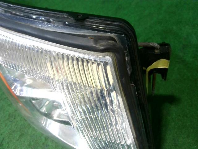  Cadillac Escalade right head light lamp 