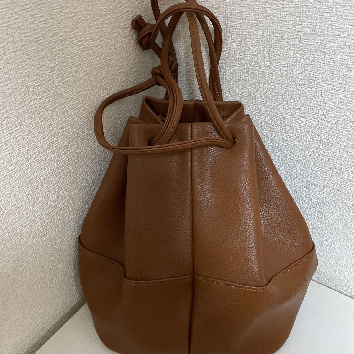 lawgy leather bucket bag eim 巾着バッグ 韓国 淡色 ショルダーバッグ ブラウン キャメル ベージュ