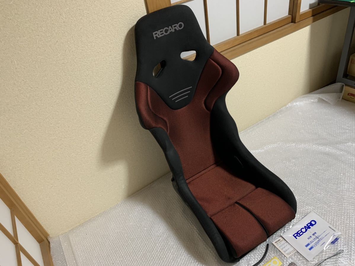 RECARO RS-G GK RD/BK 美品 手渡し希望 期間限定で送料込み(沖縄・離島