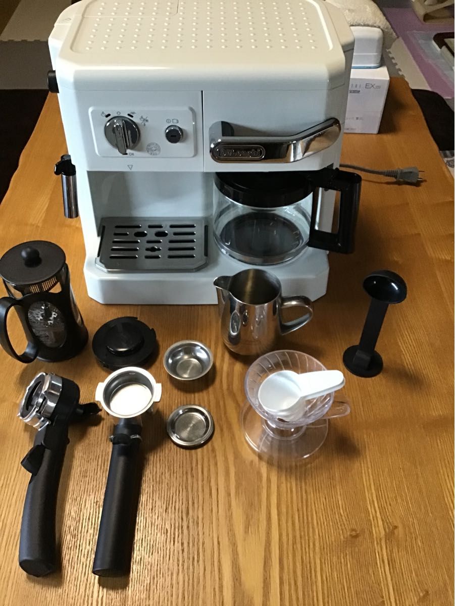 ☆SALE|公式通販・直営店限定| デロンギコーヒーメーカーBCO410J-W