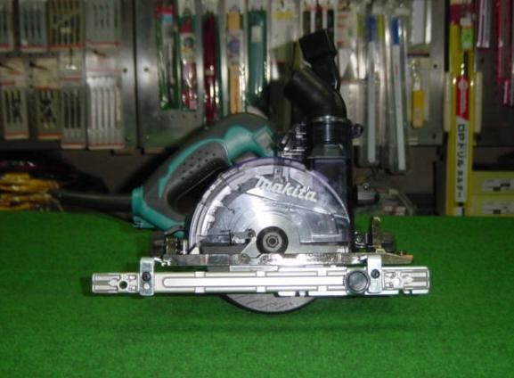 マキタ KS5000FX 125mm防塵マルノコ 最大切込深さ39mm チップソー付 AC100V 新品 KS5000