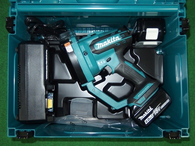 【激安】 マキタ SC102DRGX 18V充電式全ネジカッタ 6.0Ahバッテリ2個付セット 新品 SC101 切断機一般 【激安】 マキタ SC102DRGX 18V充電式全ネジカッタ 6.0Ahバッテリ2個付セット 新品 SC101 切断機一般