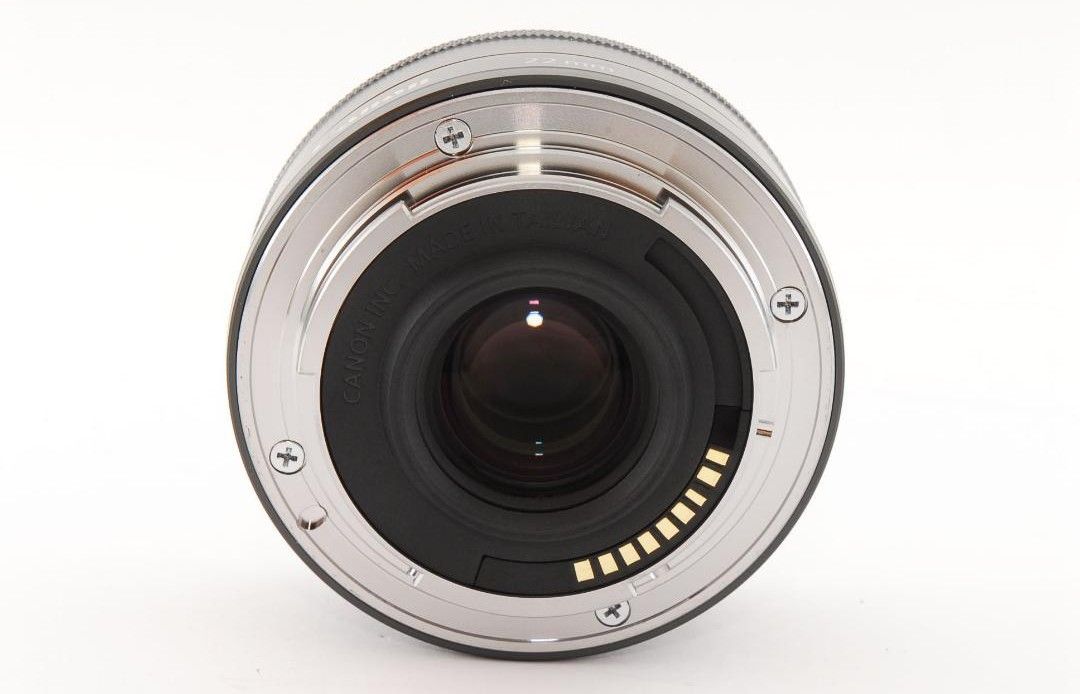 9月13日限定価格【通称:神レンズ】Canon EF-M 22mm 単焦点レンズ