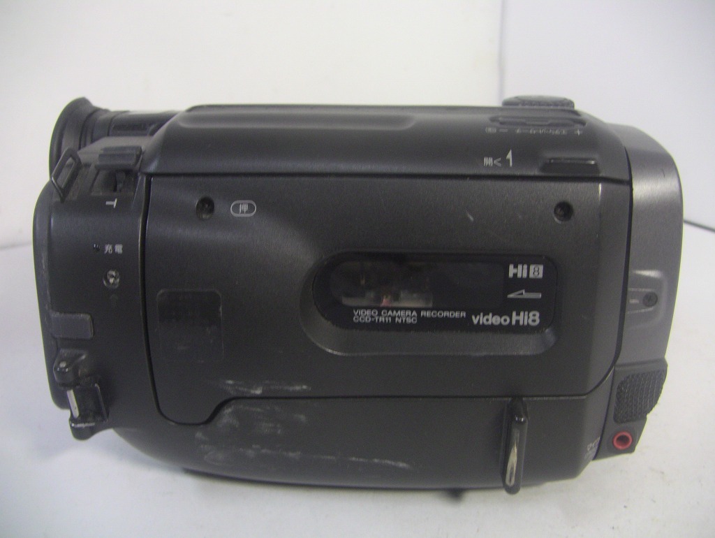8mmテープ再生できます SONY Hi8ビデオカメラ CCD-TR11 ダビング 8mmテープ再生できます SONY Hi8ビデオカメラ CCD-TR11 ダビング
