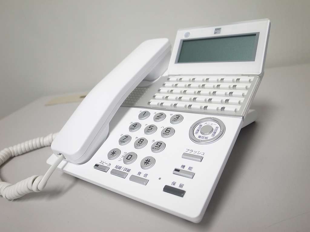 春早割 □saxa PLATIAII 30ボタン多機能電話機 【TD820(W)】 (3
