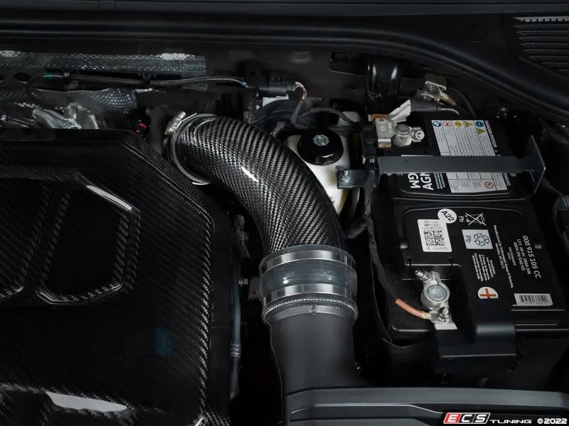SALE!! ◆◆ VW Golf8 GTI カーボンファイバー ターボインレットパイプ Carbon Fiber Turbo Inlet Pipe ECS Tuning製 ◆◆_画像2