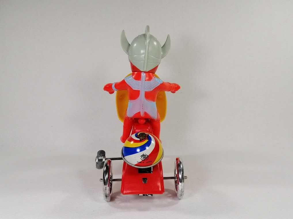 Yahoo!オークション - ウルトラマンタロウ 三輪車 ゼンマイ 鈴 Yahoo!オークション - ウルトラマンタロウ 三輪車 ゼンマイ 鈴