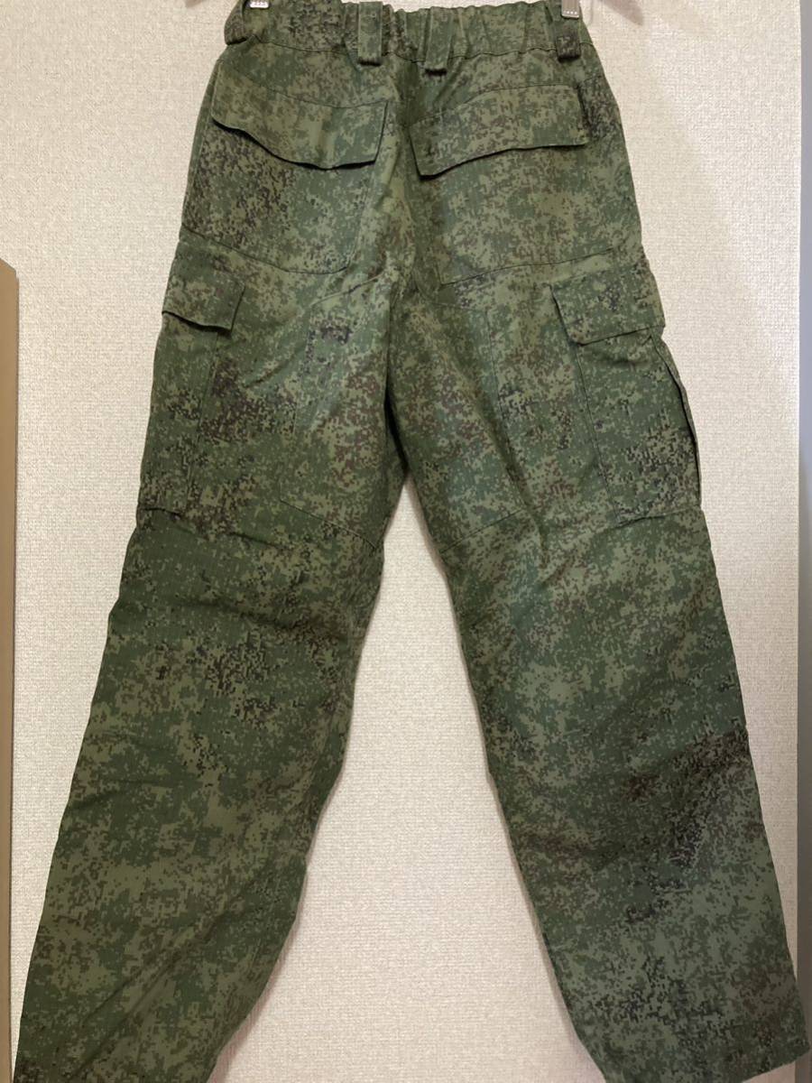 実物 ロシア軍 デジタルフローラ迷彩夏季服 上下セット 日本人L 実物 ロシア軍 デジタルフローラ迷彩夏季服 上下セット 日本人L