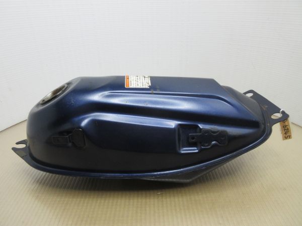希少!!】 ヤマハトリッカーDG16用燃料タンク、シュラウド
