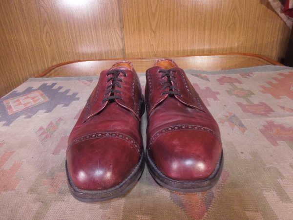 ●Allen Edmonds●ストレートチップ茶US8.5E●26.5cm小窓ロゴの画像2